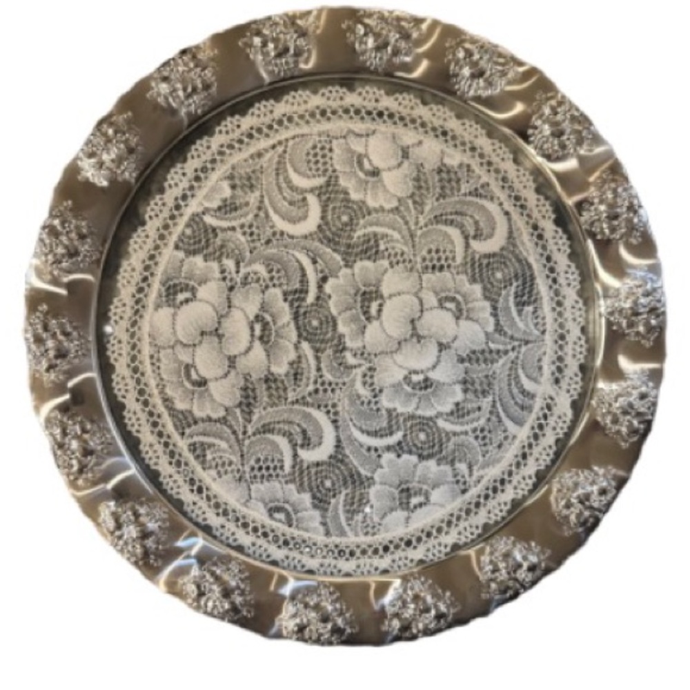 Decorative Silver Floral Lace Accent Charger Plate serving tray
